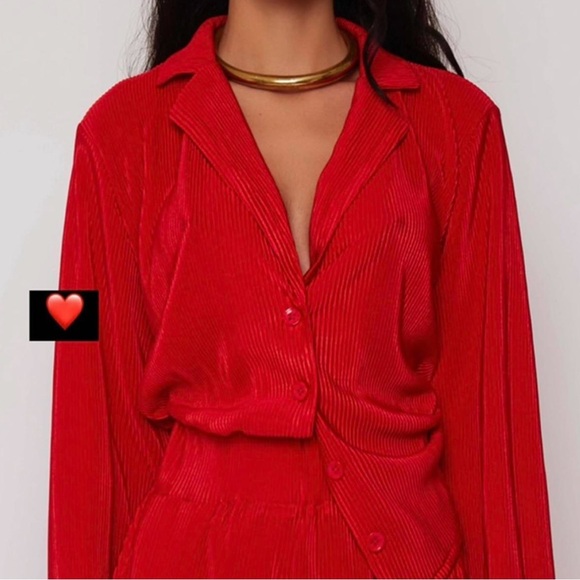 BXBRAND NEW!
“Festive Red PJ Shirt/Palazzo Pants UK12 - Picture 2 of 3